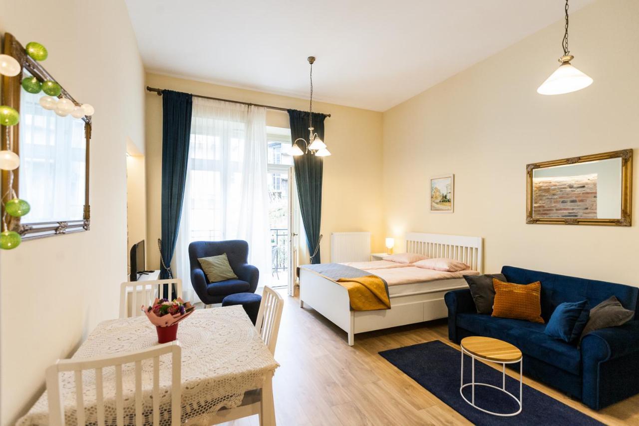 Vintage Sebastiana Apartment Krakau Buitenkant foto